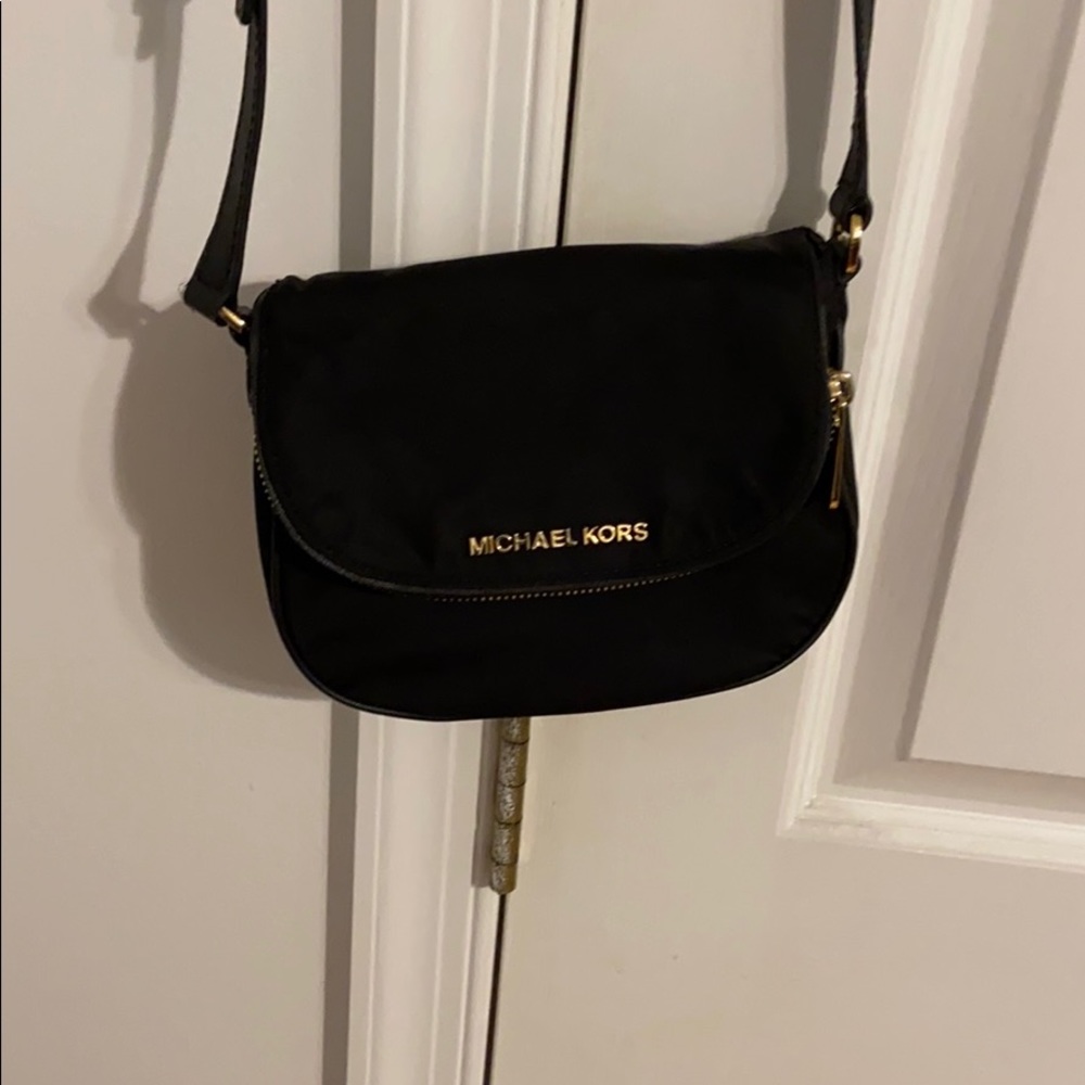 Crossbody purse